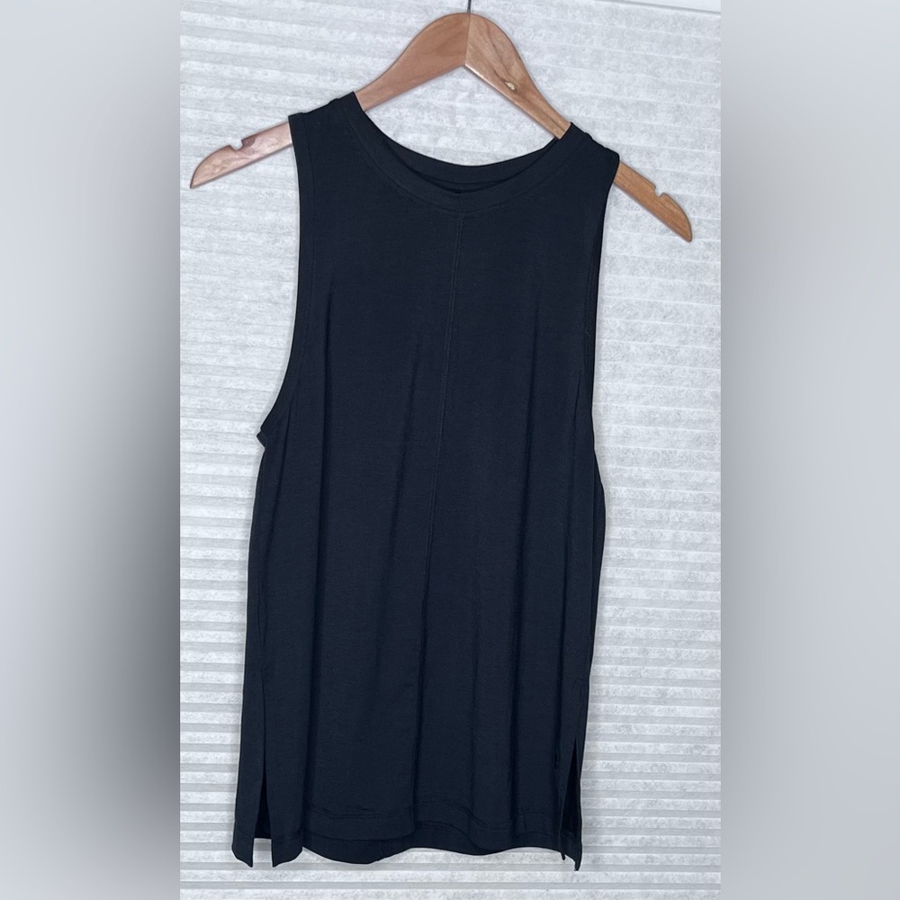 Sweaty Betty x Halle Berry workout sleeveless top Split Back Black size XXS - Picture 6 of 10